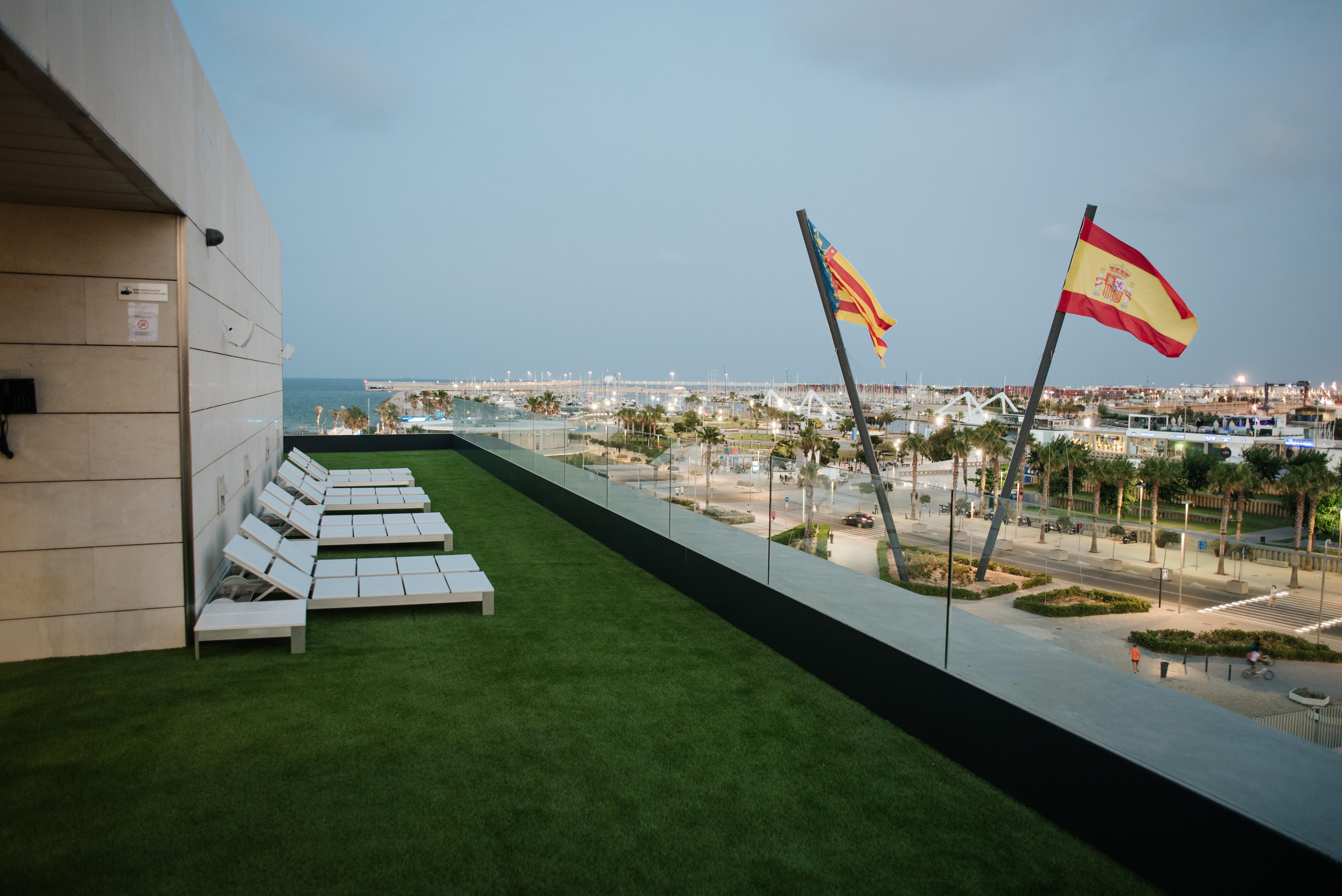Hotel Neptuno Playa & Spa Valencia Exterior photo